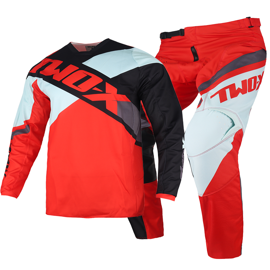 Set Completo di Abbigliamento  - Cycling Gear Kit recensione e prezzo